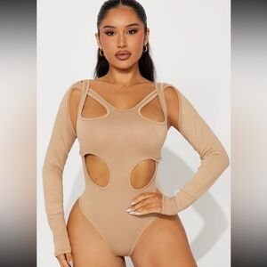NWT- NEW Cassidy Cut Out Bodysuit - Taupe